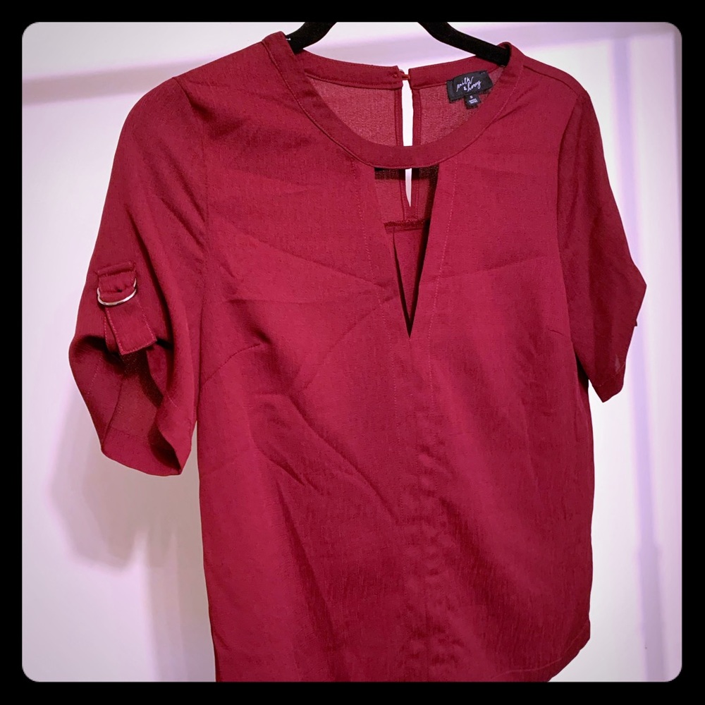 🎁 Maroon MILK&HONEY top size S